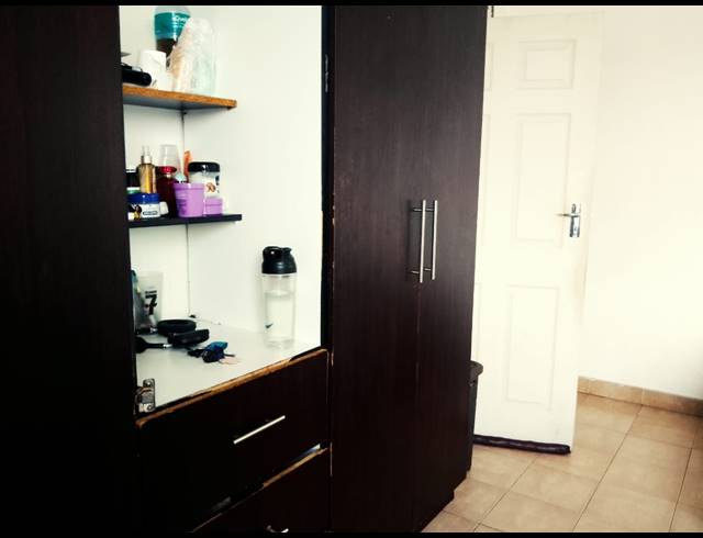 3 BEDROOM APARTMENT FOR SALE IN OVERPORT